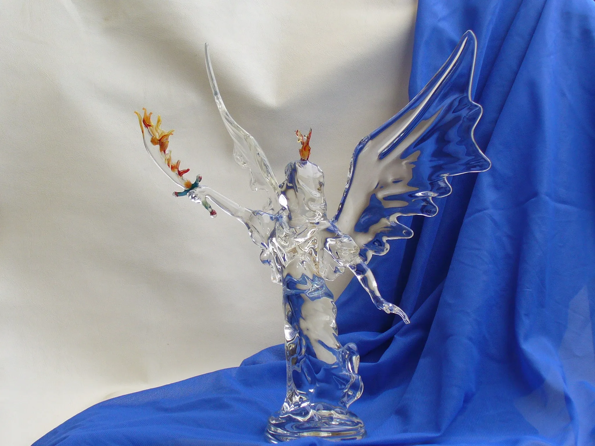Glass sculpture: Angel with a Torch — view 2