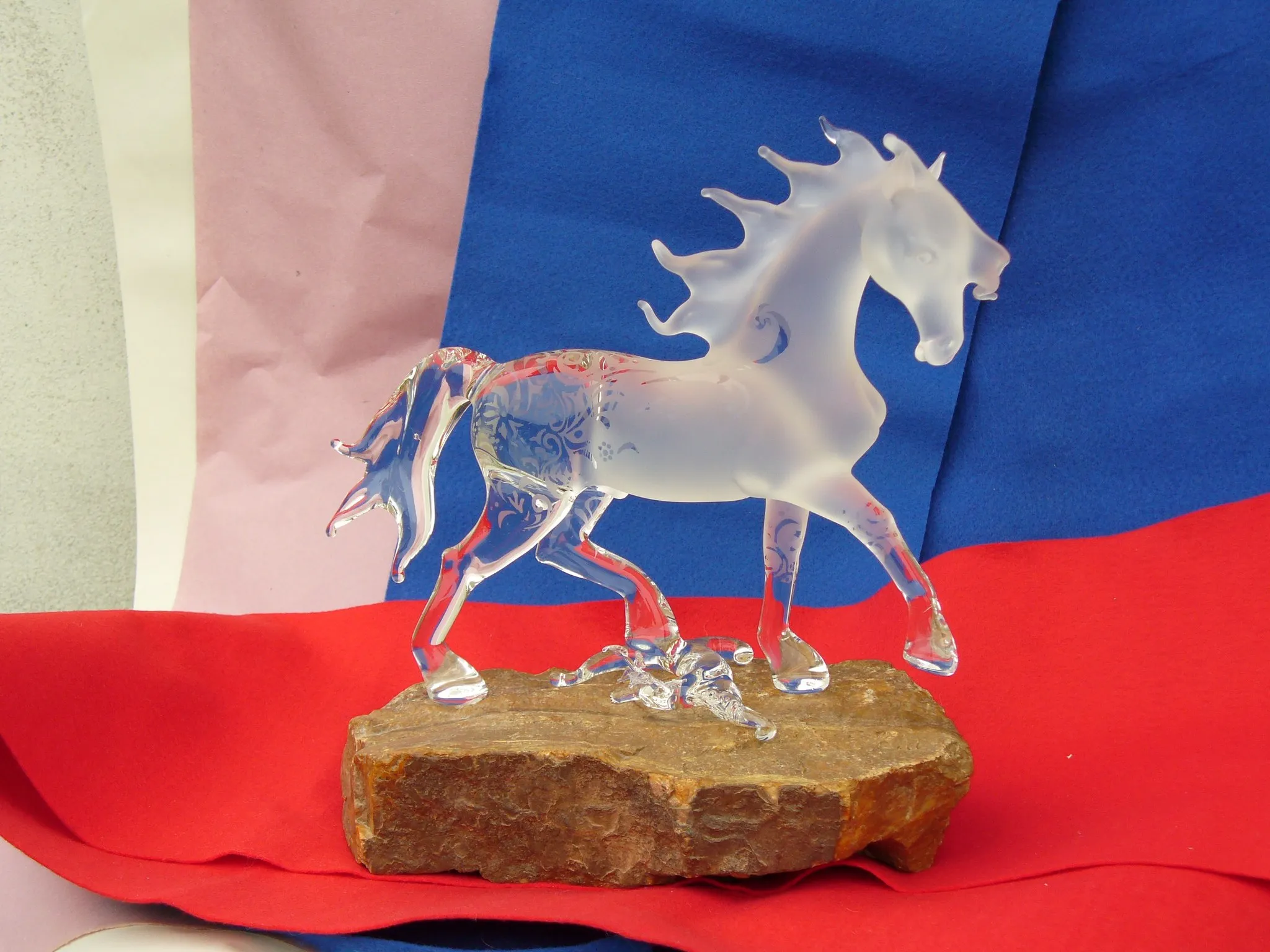 Glass sculpture: Horse on a Rock