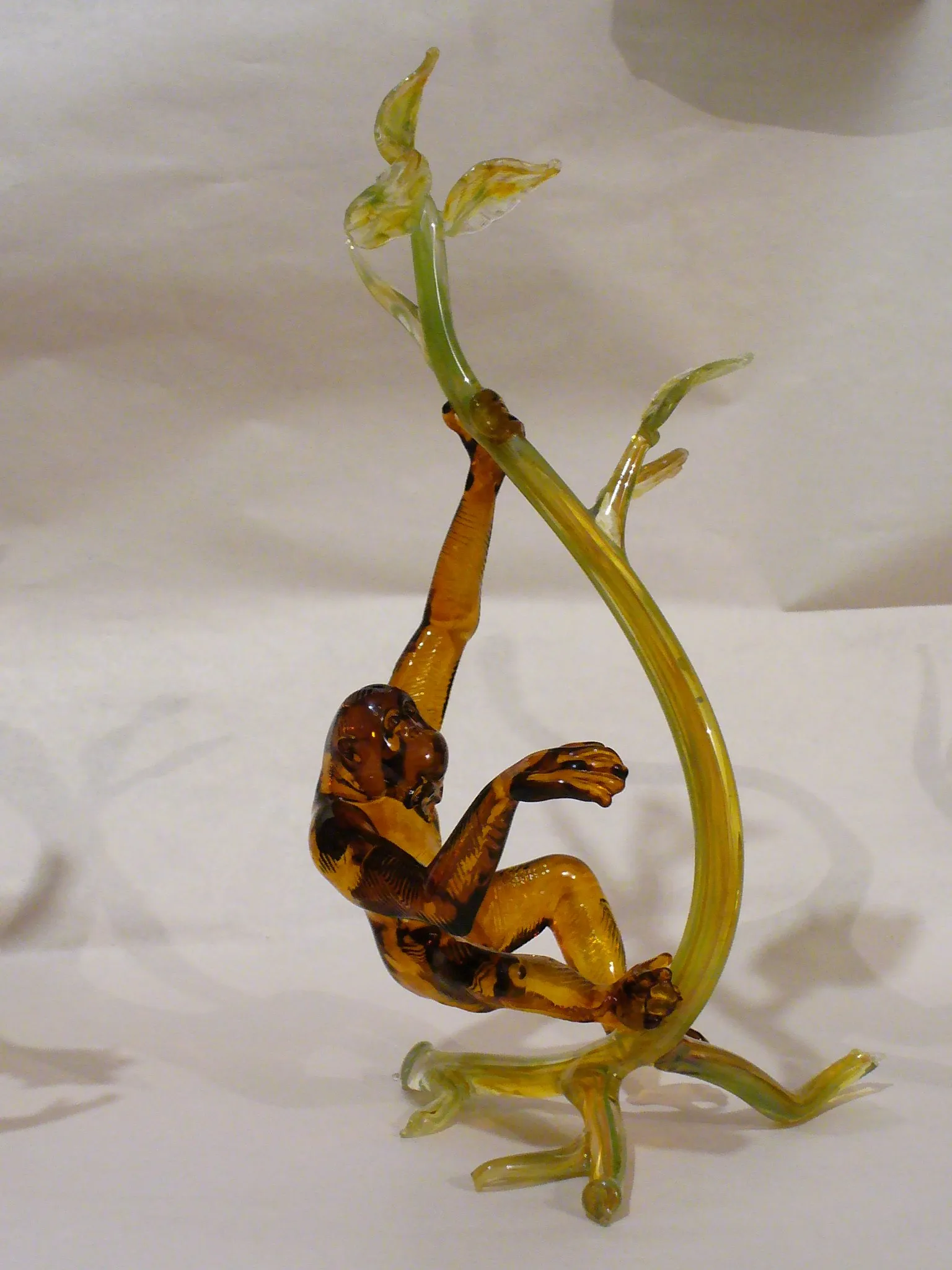 Glass sculpture: Monkey Hanging from the Vine — view 3