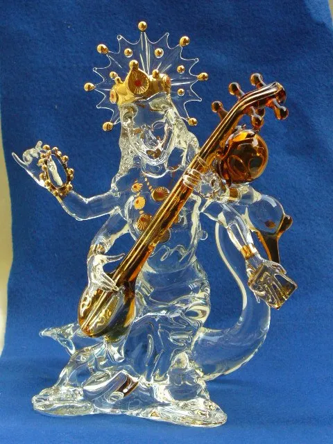 Glass sculpture: Saraswati — view 9