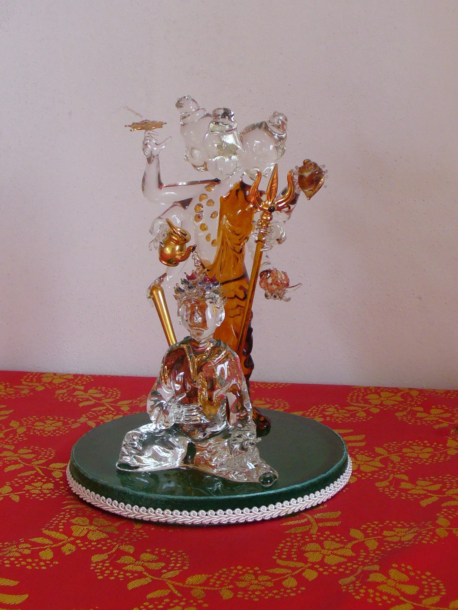 Glass sculpture: Shiva — view 2