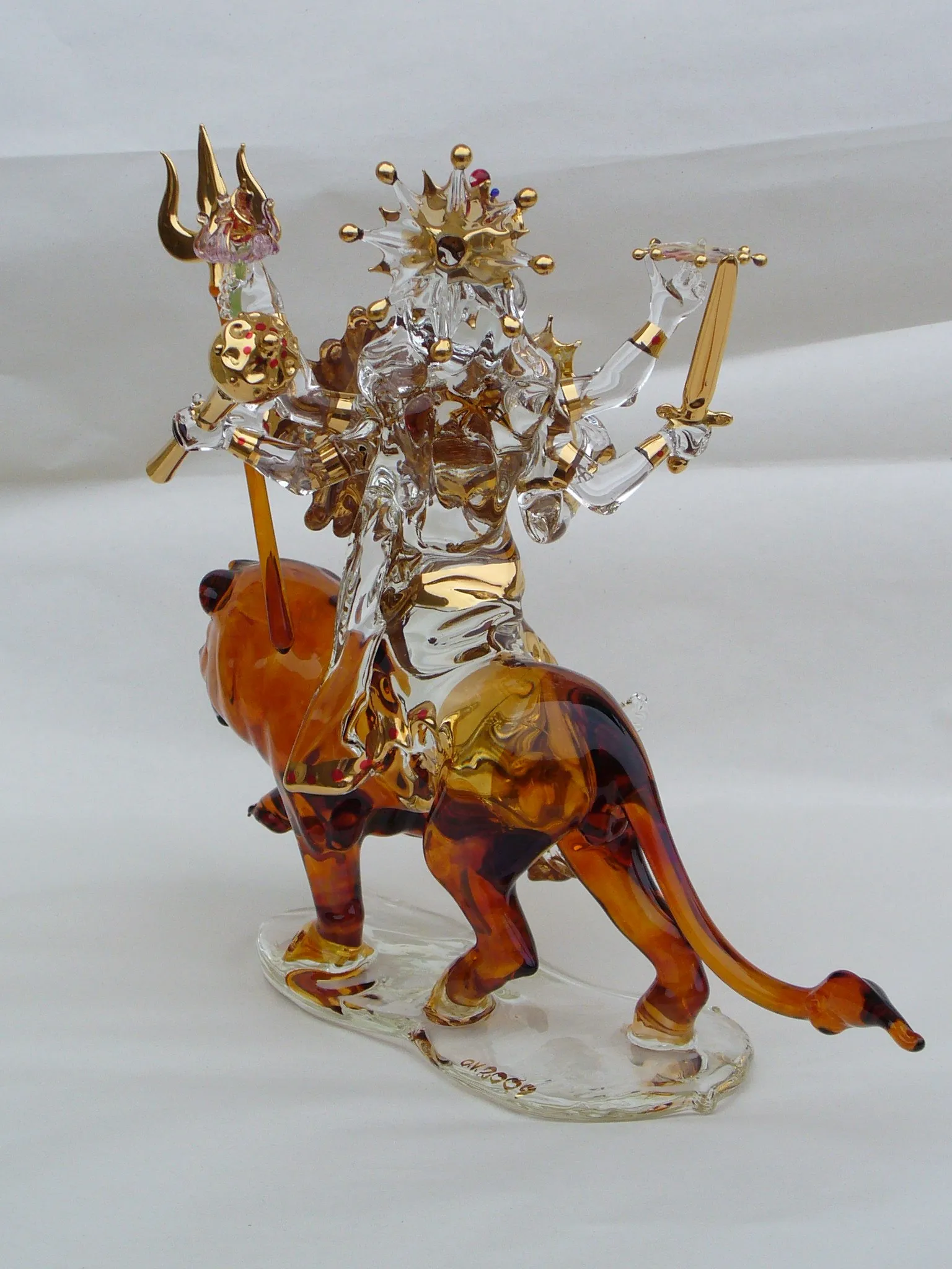 Skleněná plastika: Šrí Durga — pohled 9