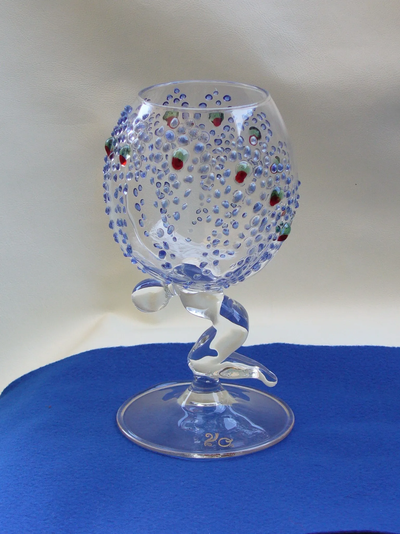 Glass sculpture: Glasses — view 3